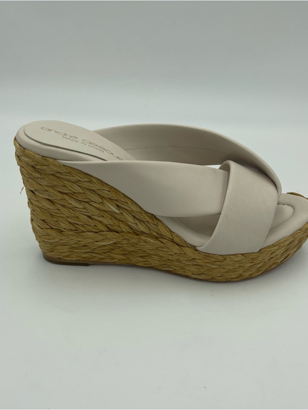 Andre Assous-SZ 39/9 Opal White Leather Wedge Sandals -MSRP $329-New no box